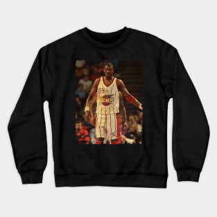 Hakeem Olajuwon - Vintage Design Of Basketball Crewneck Sweatshirt